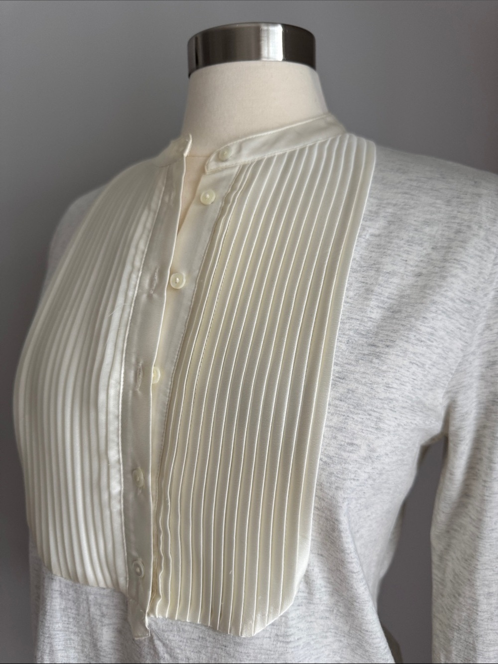 J. Crew NWOT Heather Grey Tuxedo Front Cuffed Popover Tee
Medium